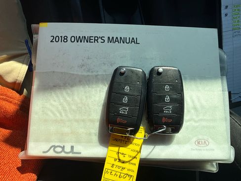 Used 2018 Kia Soul image 22