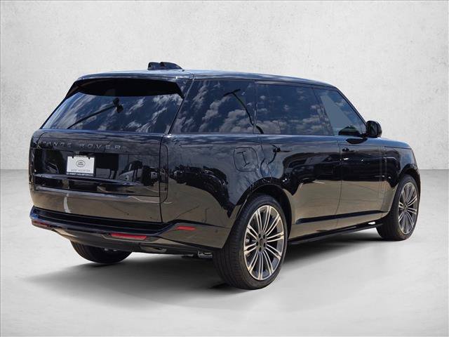 New 2026 Land Rover Range Rover Long Wheelbase SE AWD/4WD image 2