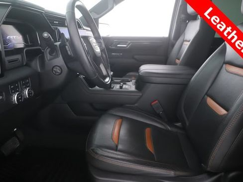 Used 2023 GMC Sierra 1500 AT4 w/ AT4 Premium Package AWD/4WD image 16