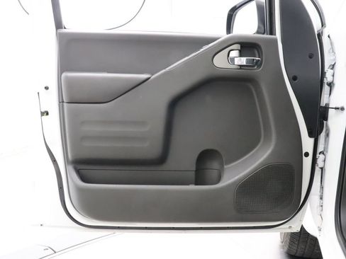 Used 2019 Nissan Frontier SV RWD image 25