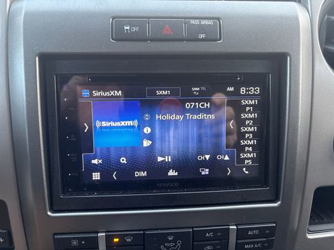 Used 2011 Ford F150 Raptor image 9