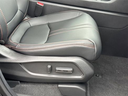 New 2025 Honda Pilot TrailSport image 11