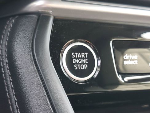 Used 2025 Audi Q5 Premium Plus w/ Premium Plus image 32