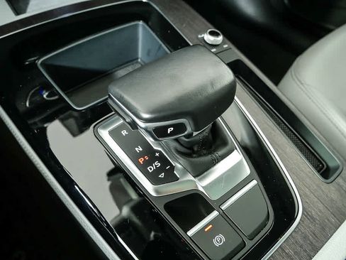 Used 2022 Audi Q5 2.0T Premium Plus w/ Premium Plus Package image 16