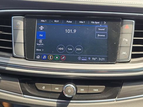 Used 2022 Buick Enclave Essence w/ Experience Buick Package FWD image 42