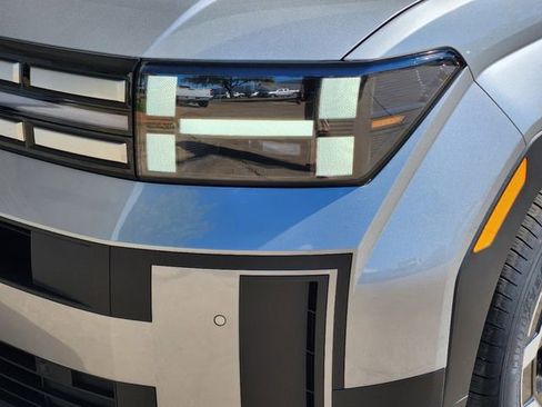 Used 2025 Hyundai Santa Fe SEL image 6