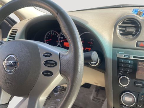 Used 2010 Nissan Altima 2.5 SL w/ SL Pkg FWD image 21
