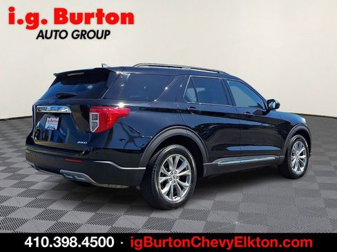 Used 2023 Ford Explorer XLT w/ Equipment Group 202A AWD/4WD image 6
