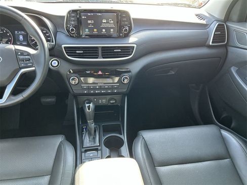Used 2021 Hyundai Tucson Limited image 4