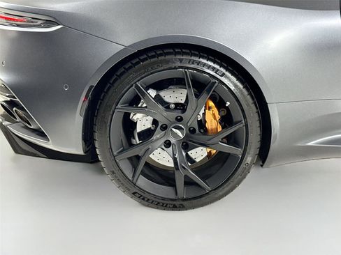 Used 2019 Aston Martin DBS Superleggera RWD image 35