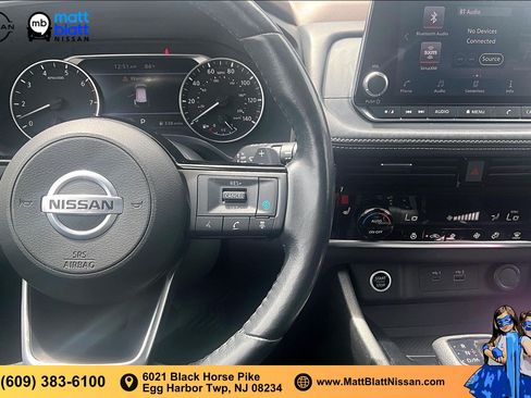 Used 2021 Nissan Rogue SV w/ Premium Package AWD/4WD image 17