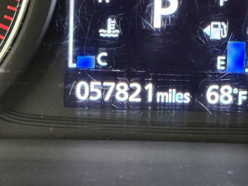 Used 2018 Mitsubishi Outlander SE image 35