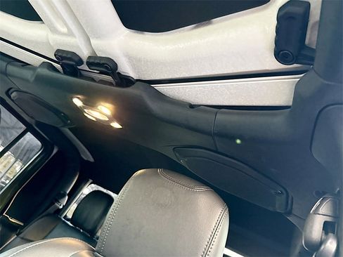 Used 2021 Jeep Gladiator Rubicon image 20