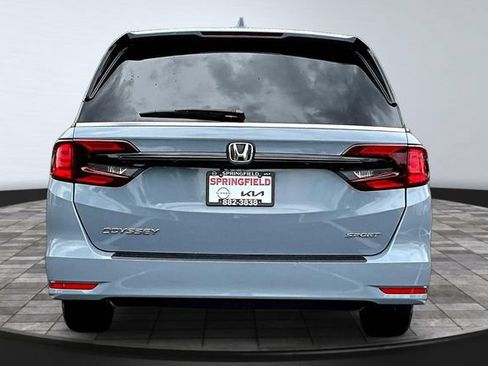 Used 2024 Honda Odyssey Sport image 5
