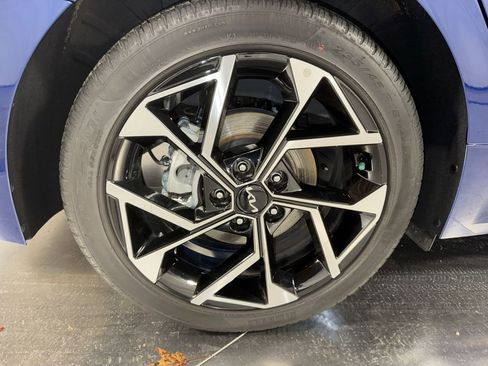 Used 2025 Kia K5 EX image 13