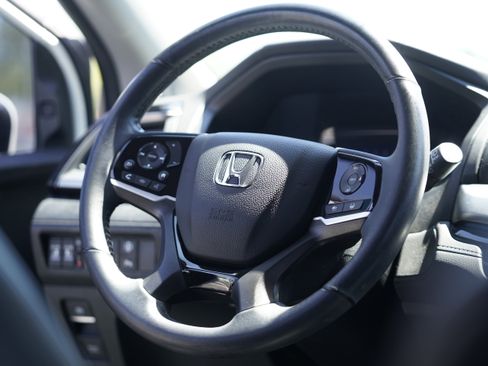 Used 2024 Honda Odyssey Touring image 29