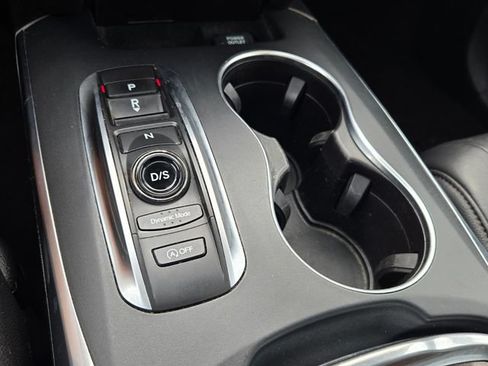 Used 2020 Acura MDX FWD image 18