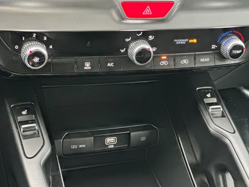 Used 2021 Kia Telluride S image 20