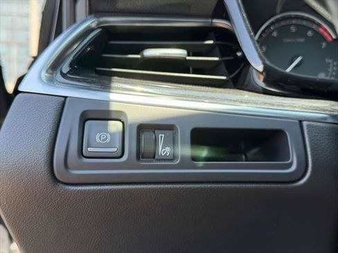 Used 2023 Cadillac XT5 Premium Luxury AWD/4WD image 24