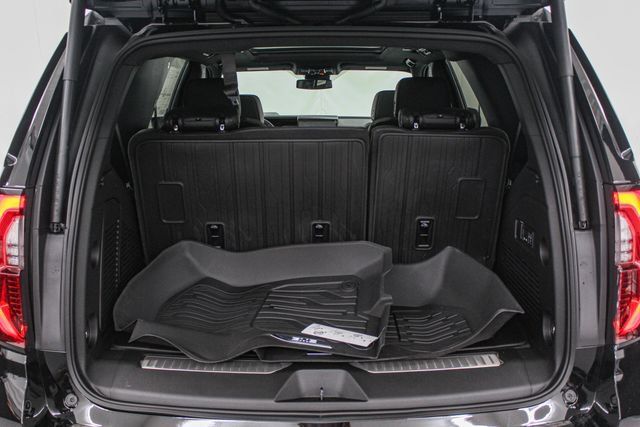 New 2026 GMC Yukon Denali w/ Sun & Power Step Package AWD/4WD image 8