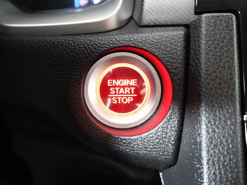 Used 2018 Honda Civic EX image 29