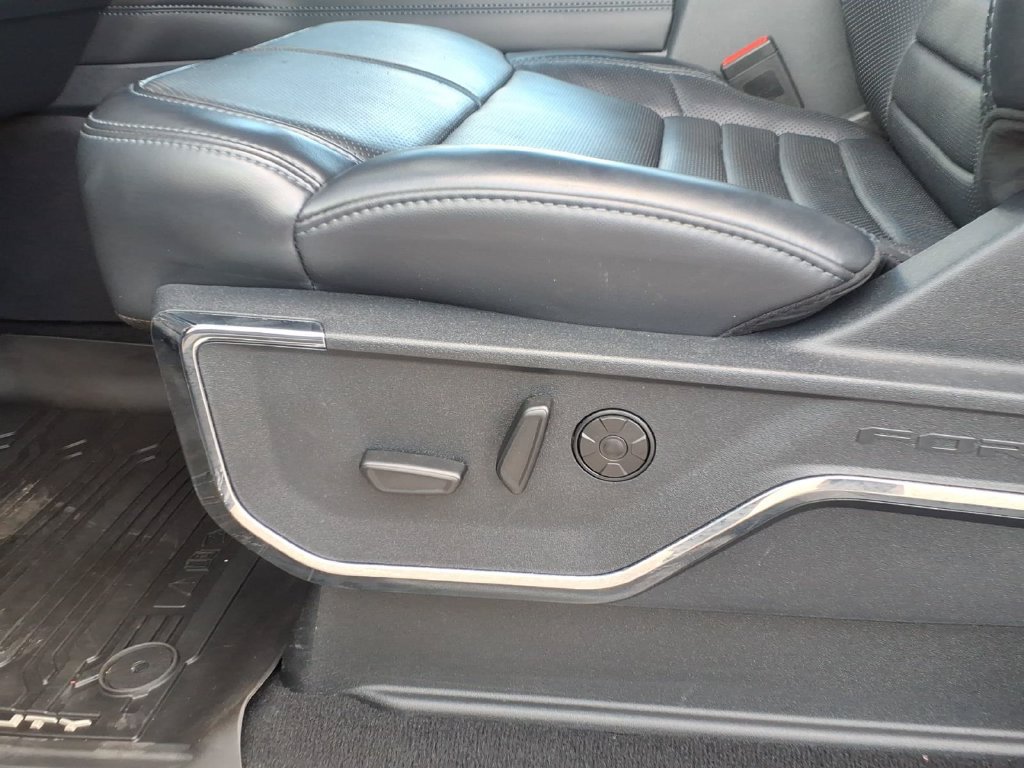 Used 2025 Ford F250 Platinum AWD/4WD image 25