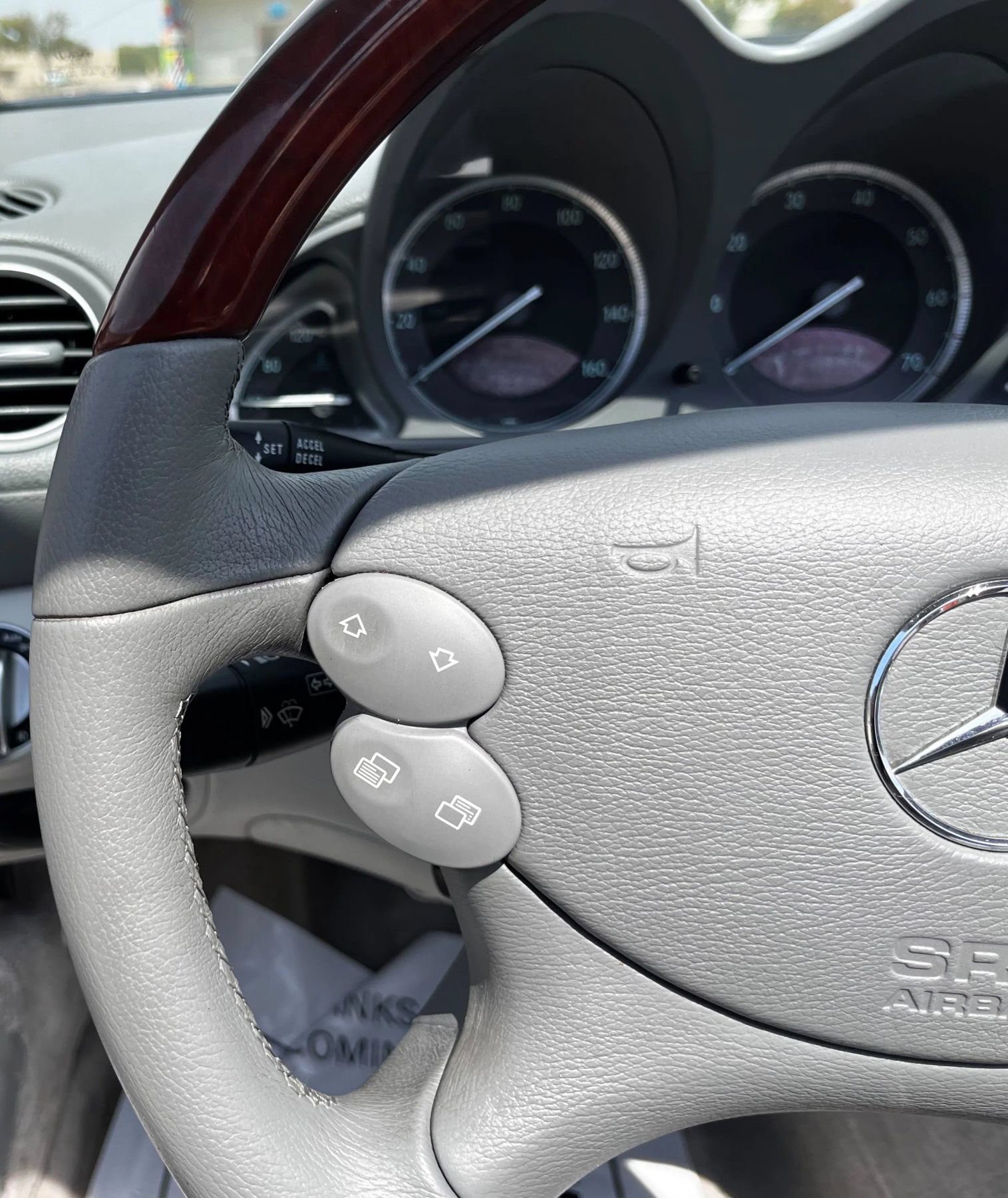 Used 2006 Mercedes-Benz SL 500 image 34