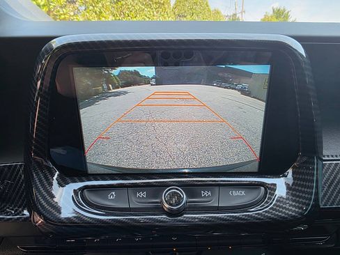 Used 2017 Chevrolet Camaro SS RWD image 23