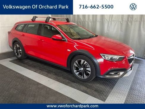 Used 2018 Buick Regal Preferred w/ Sights and Sounds Package AWD/4WD image 1