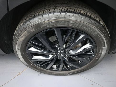 Certified 2022 Kia Telluride SX w/ SX Prestige Package AWD/4WD image 15