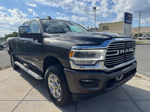 Used 2023 RAM 2500 Laramie AWD/4WD image 4