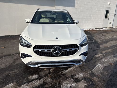 Used 2025 Mercedes-Benz GLA 250 GLA 250 image 3