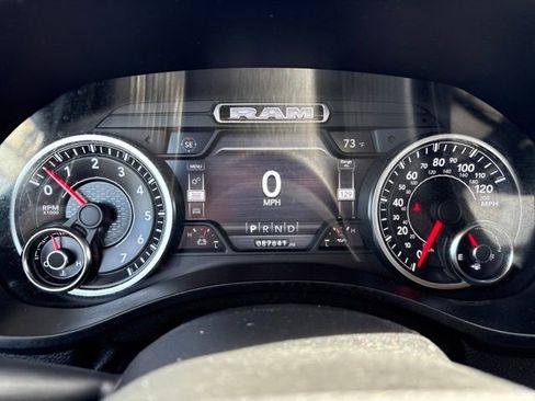 Used 2019 RAM 1500 Laramie image 26