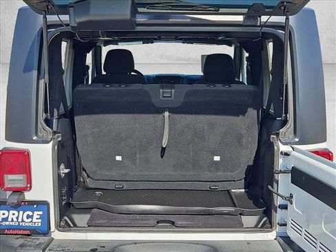 Used 2017 Jeep Wrangler Sport w/ Connectivity Group image 6