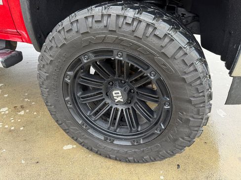 Used 2017 GMC Sierra 1500 SLT image 12