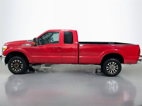Used 2011 Ford F250 Lariat w/ Lariat Interior Pkg image 10