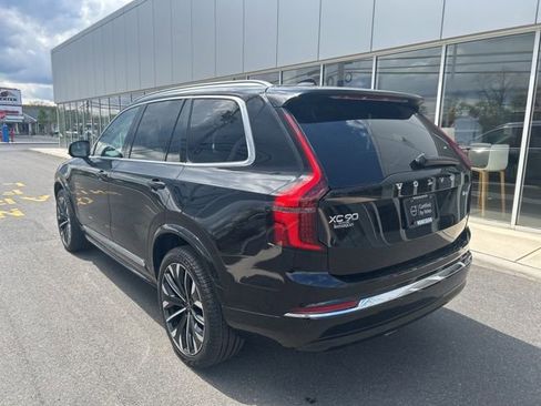 Used 2025 Volvo XC90 B6 Plus AWD/4WD image 3