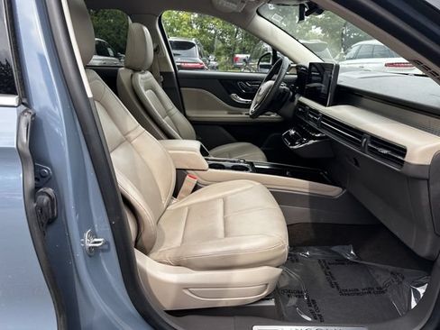 Certified 2023 Lincoln Corsair AWD w/ Equipment Group 101A image 35