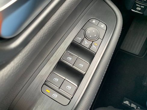 New 2026 Nissan Armada SL w/ Captain's Chari Seat Package image 20