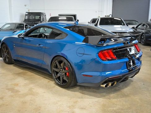 Used 2020 Ford Mustang Shelby GT500 w/ Carbon Fibre Track Pack RWD image 12