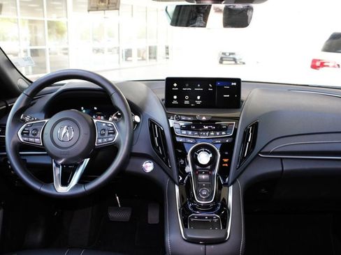 Used 2025 Acura RDX SH-AWD image 15