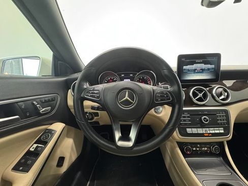 Used 2018 Mercedes-Benz CLA 250 image 22
