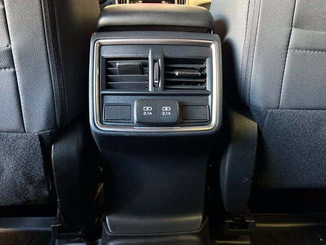 Used 2022 Subaru Forester Premium AWD/4WD image 27