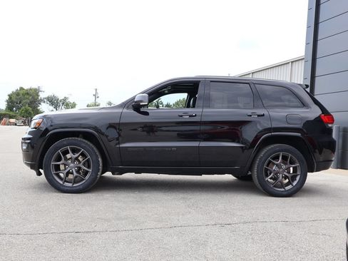 Used 2021 Jeep Grand Cherokee Limited w/ Quick Order Package 28K 80th AWD/4WD image 2