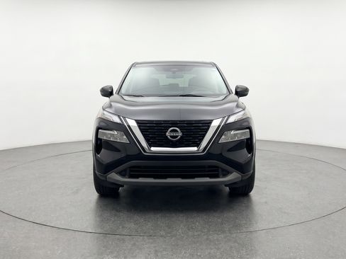 Used 2025 Nissan Rogue SV FWD image 2