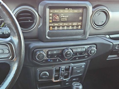 Used 2023 Jeep Wrangler Unlimited w/ Cold Weather Group image 26