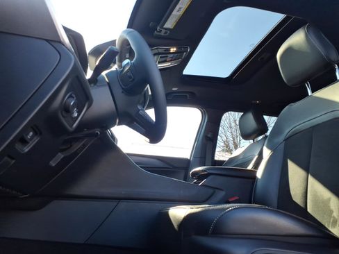 Certified 2025 Jeep Grand Cherokee L Altitude image 23