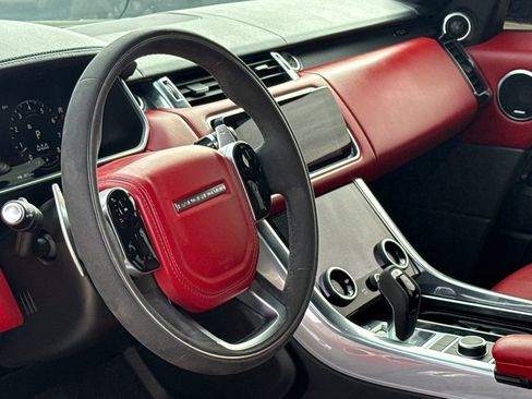 Used 2021 Land Rover Range Rover Sport HST image 19