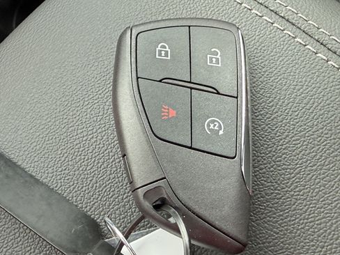 New 2026 GMC Canyon Elevation w/ Convenience Package image 35