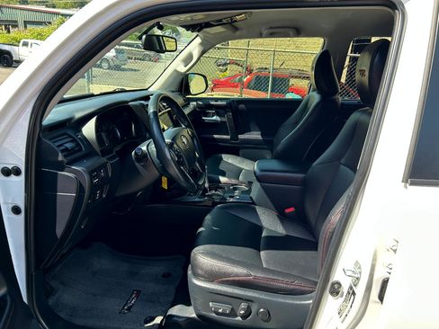 Used 2017 Toyota 4Runner TRD Pro image 9